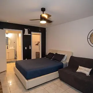 Pet Friendly Spacious Studio W/pool Davenport